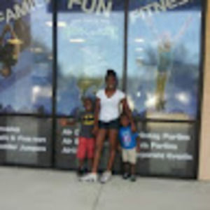 Meet your Posher, Lynette